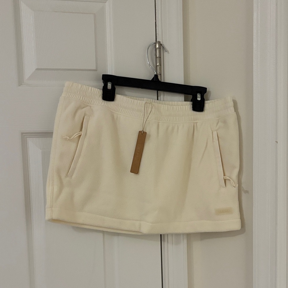 Skims Cream Fleece Lounge Mini Skirt